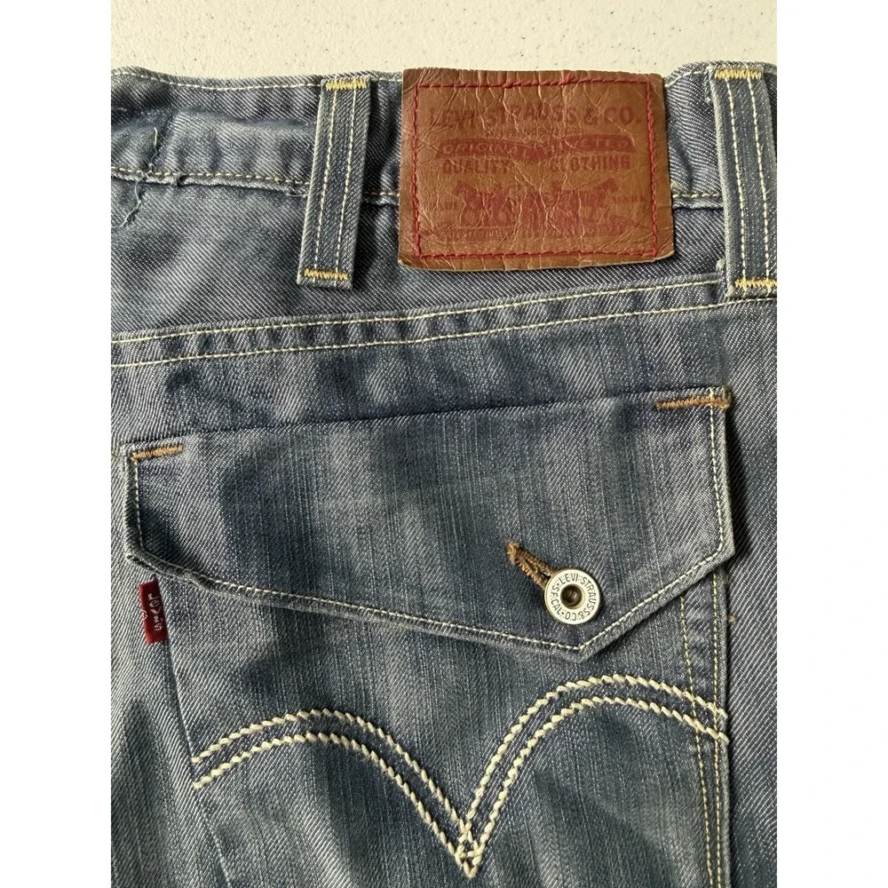 VTG Levis Jeans Mens 38x32 Blue Denim 527 Low Boot Cut Light blue Wash